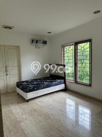 Rumah sewa siap pakai 3 Kamar Tidur di Pondok Indah, Jakarta Selatan Rumah sewa siap pakai 3 Kamar Tidur di Pondok Indah, Jakarta Selatan
