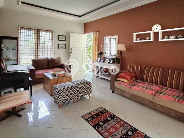 Rumah Luxury Modern Tanpa Renovasi di Cirendeu Jakarta Selatan Rumah Luxury Modern Tanpa Renovasi di Cirendeu Jakarta Selatan