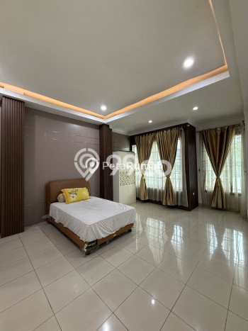 Dijual Vila di Medan Polonia, Area 350m2m², Area Asri Dijual Vila di Medan Polonia, Area 350m2m², Area Asri