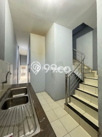 Rumah Cantik Siap Huni Di Medan Johor Luas 168m2 Lokasi Strategis Rumah Cantik Siap Huni Di Medan Johor Luas 168m2 Lokasi Strategis
