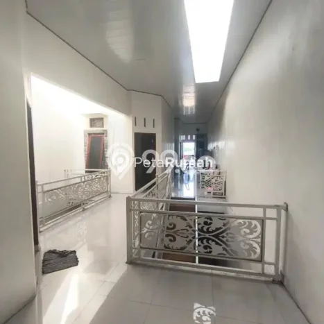 Rumah Strategis Modern Lb 300m2 di Medan Selayang, Medan Rumah Strategis Modern Lb 300m2 di Medan Selayang, Medan