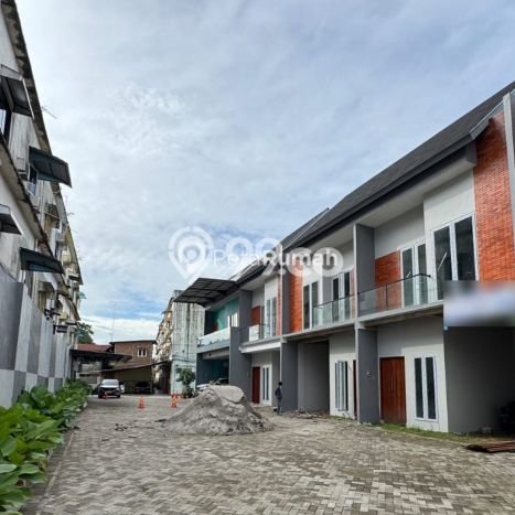 Rumah Strategis Modern Lb 130m2 di Medan Barat, Medan Rumah Strategis Modern Lb 130m2 di Medan Barat, Medan
