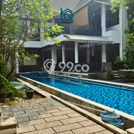 Rumah Mewah Siap Huni LT 716m2 di Kebayoran Lama, Jakarta Selatan Rumah Mewah Siap Huni LT 716m2 di Kebayoran Lama, Jakarta Selatan