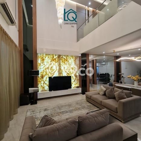 Rumah Minimalis di Lebak Bulus, Jakarta Selatan, Luas 214m² LB 258m² Rumah Minimalis di Lebak Bulus, Jakarta Selatan, Luas 214m² LB 258m²
