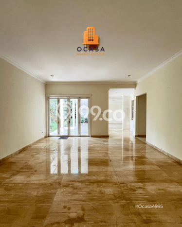 Hunian Modern dengan LT 1100m2 & LB 700m2 Disewakan di Kemang Hunian Modern dengan LT 1100m2 & LB 700m2 Disewakan di Kemang