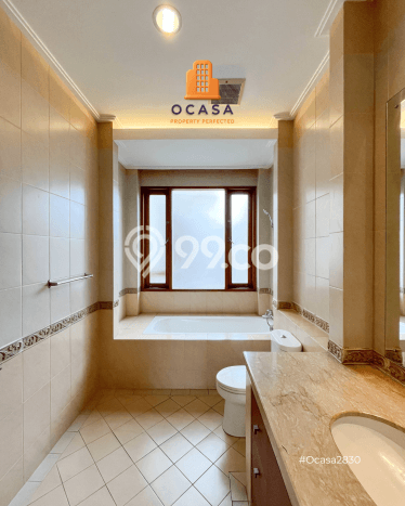 Sewa Rumah Nyaman di Kemang LT 674m2 / LB 600m2 Siap Huni Sewa Rumah Nyaman di Kemang LT 674m2 / LB 600m2 Siap Huni
