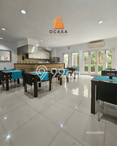Dijual Kost Strategis di Kebayoran Baru, Jakarta Selatan 17 KT, 17 KM, Luas Bangunan 1200m2 Dijual Kost Strategis di Kebayoran Baru, Jakarta Selatan 17 KT, 17 KM, Luas Bangunan 1200m2