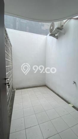 Rumah Strategis Modern Lb 150m2 di Gayungan, Surabaya Rumah Strategis Modern Lb 150m2 di Gayungan, Surabaya