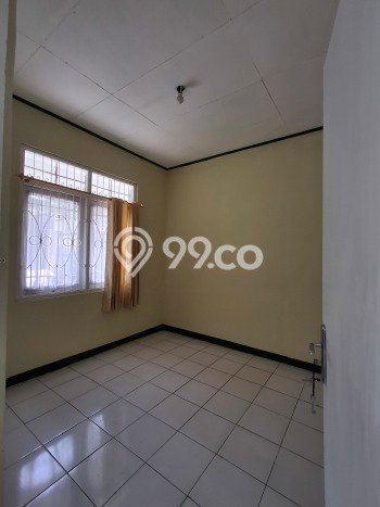 Dijual Rumah 2 Kamar Lokasi Ideal Bagus dan Strategis di Cimahi Tengah Dijual Rumah 2 Kamar Lokasi Ideal Bagus dan Strategis di Cimahi Tengah