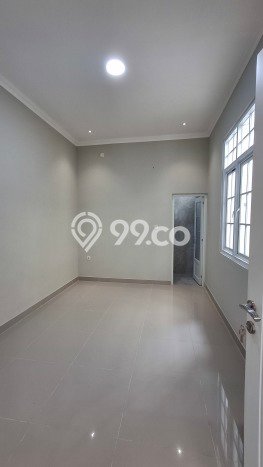Dijual Rumah 4 Kamar Lokasi Ideal Nyaman dan Strategis di Arcamanik Dijual Rumah 4 Kamar Lokasi Ideal Nyaman dan Strategis di Arcamanik