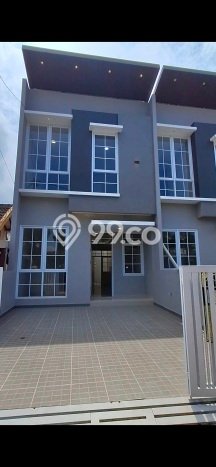Dijual Rumah 4 Kamar Lokasi Ideal Nyaman dan Strategis di Arcamanik Dijual Rumah 4 Kamar Lokasi Ideal Nyaman dan Strategis di Arcamanik