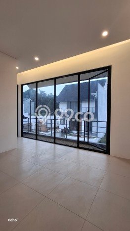 Rumah Modern Cantik 3 Kamar Siap Huni di Coblong Rumah Modern Cantik 3 Kamar Siap Huni di Coblong