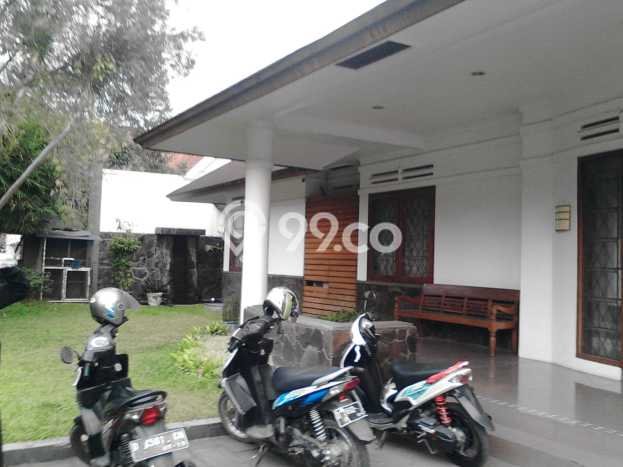 Rumah Luxury Modern Tanpa Renovasi di Dago Bandung Rumah Luxury Modern Tanpa Renovasi di Dago Bandung