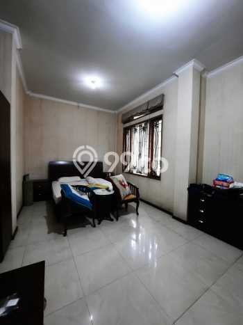 Rumah Elit LB 600m2 Siap Pakai Desain Elegan di Turangga, Bandung Rumah Elit LB 600m2 Siap Pakai Desain Elegan di Turangga, Bandung