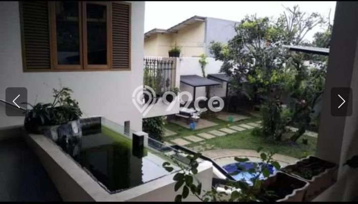 Rumah Elit LB 550m2 Siap Pakai Desain Elegan di Cikutra, Bandung Rumah Elit LB 550m2 Siap Pakai Desain Elegan di Cikutra, Bandung