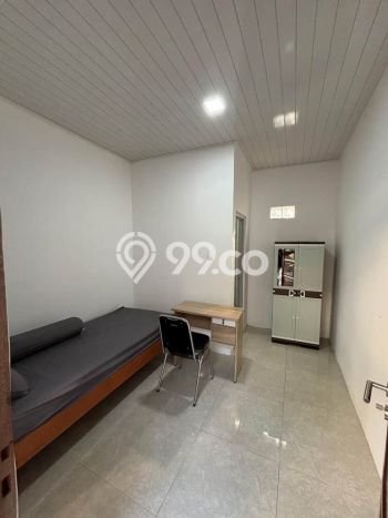 Dijual Kost Strategis di Jatinangor, Sumedang 8 KT, 8 KM, Luas Bangunan 100m2 Dijual Kost Strategis di Jatinangor, Sumedang 8 KT, 8 KM, Luas Bangunan 100m2