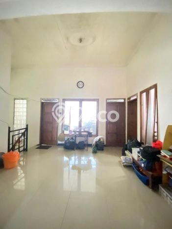 Dijual Rumah 6 Kamar Lokasi Strategis Nyaman dan Strategis di Antapani Dijual Rumah 6 Kamar Lokasi Strategis Nyaman dan Strategis di Antapani