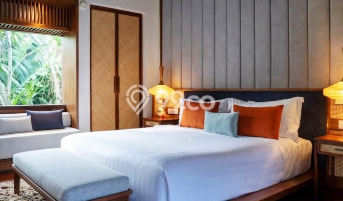 Jual Rumah Luas Elegan Dengan View Cantik di Seminyak, Badung Jual Rumah Luas Elegan Dengan View Cantik di Seminyak, Badung