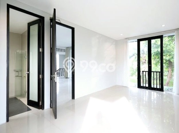 HARGA MENARIK! Vila di , Luas 1467m2m², Lingkungan Asri dan nyaman HARGA MENARIK! Vila di , Luas 1467m2m², Lingkungan Asri dan nyaman