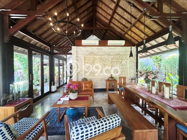 Jual Rumah Mewah Elegan Dengan View Cantik di Umalas, Badung Jual Rumah Mewah Elegan Dengan View Cantik di Umalas, Badung