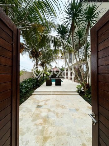 Rumah Luxury Modern Siap Huni di canggu Badung Rumah Luxury Modern Siap Huni di canggu Badung