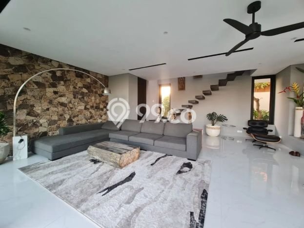 PROMO TERBATAS! Rumah Berkualitas di , Badung, Luas 550m2m² Bangunan 250m2m² PROMO TERBATAS! Rumah Berkualitas di , Badung, Luas 550m2m² Bangunan 250m2m²