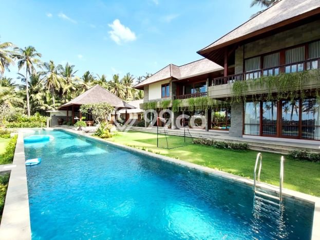 Ready to Use! Premium House LT 1935m2 Desain Elegan di Saba Ready to Use! Premium House LT 1935m2 Desain Elegan di Saba