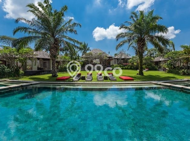 Ready to Use! Luxury House LT 5586m2 Desain Elegan di canggu Ready to Use! Luxury House LT 5586m2 Desain Elegan di canggu
