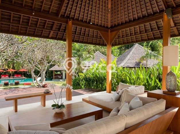 Ready to Use! Luxury House LT 5586m2 Desain Elegan di canggu Ready to Use! Luxury House LT 5586m2 Desain Elegan di canggu
