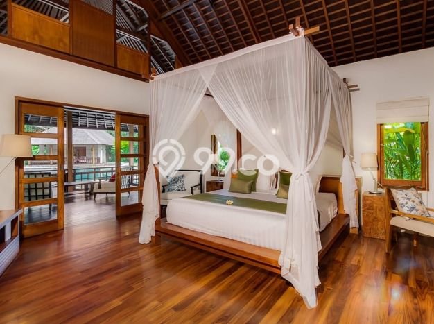 Ready to Use! Luxury House LT 5586m2 Desain Elegan di canggu Ready to Use! Luxury House LT 5586m2 Desain Elegan di canggu