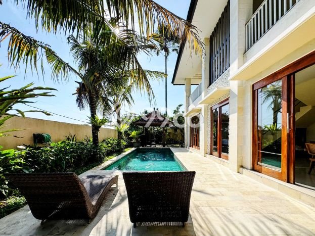 Rumah Luxury Modern Siap Huni di canggu Badung Rumah Luxury Modern Siap Huni di canggu Badung