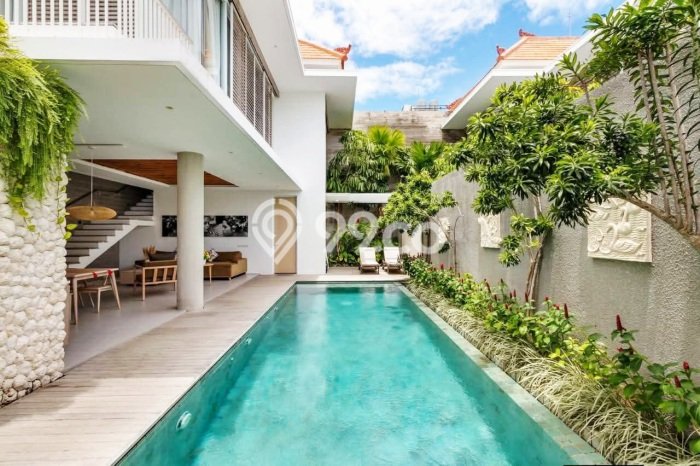 Ready to Use! Premium House LT 200m2 Desain Elegan di Seminyak Ready to Use! Premium House LT 200m2 Desain Elegan di Seminyak