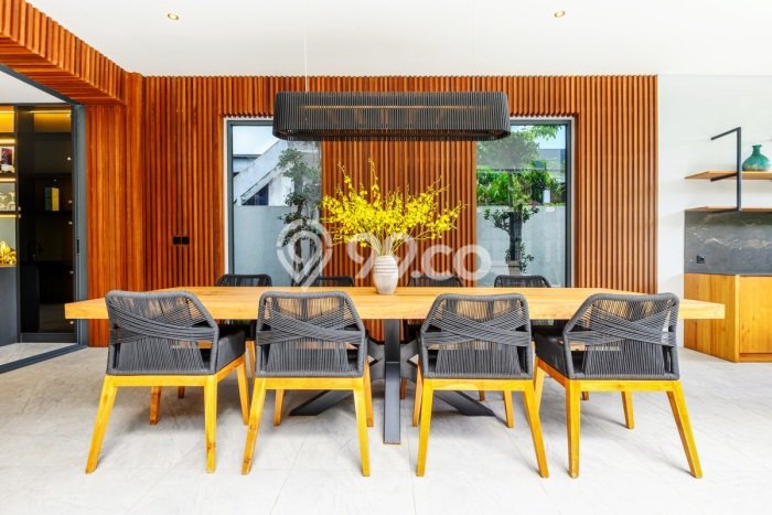 Hunian Mewah LB 674m2 Siap Huni Desain Elegan di Jimbaran, Badung Hunian Mewah LB 674m2 Siap Huni Desain Elegan di Jimbaran, Badung