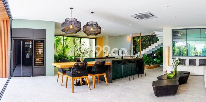 Hunian Mewah LB 674m2 Siap Huni Desain Elegan di Jimbaran, Badung Hunian Mewah LB 674m2 Siap Huni Desain Elegan di Jimbaran, Badung