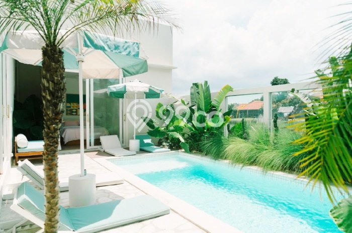 For Sale! Premium House LT 270m2 Desain Elegan di Umalas For Sale! Premium House LT 270m2 Desain Elegan di Umalas