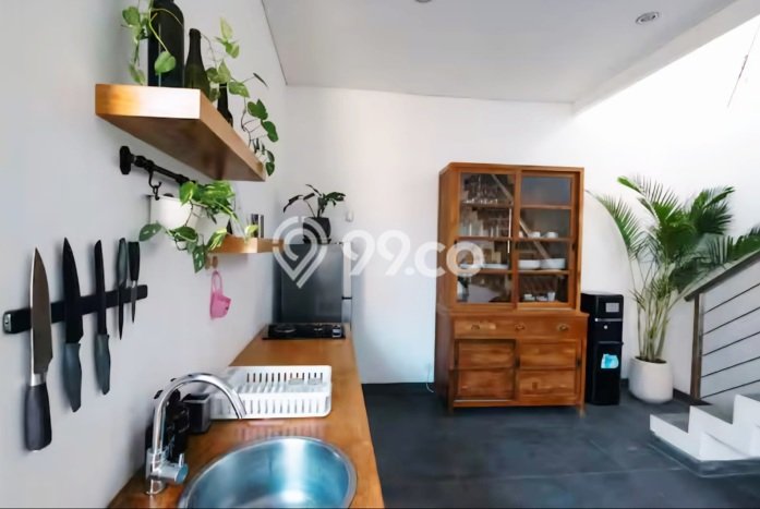 Jual Rumah Luas Elegan Dengan View Cantik di Seminyak, Badung Jual Rumah Luas Elegan Dengan View Cantik di Seminyak, Badung