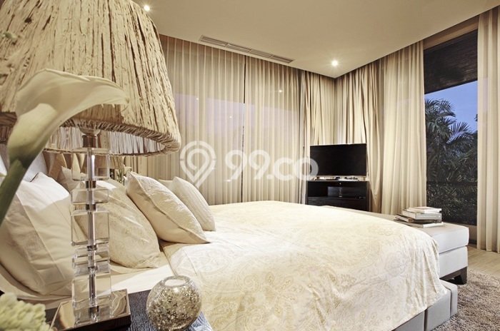 Rumah Luxury Modern Tanpa Renovasi di Seminyak Badung Rumah Luxury Modern Tanpa Renovasi di Seminyak Badung