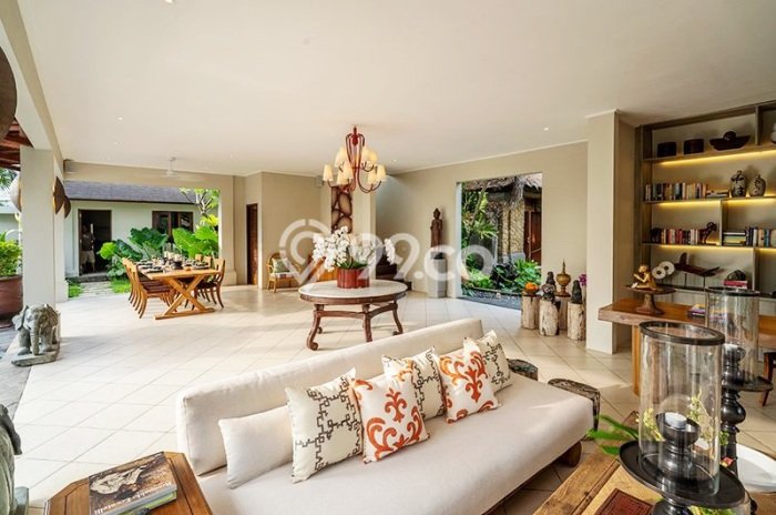 Ready to Use! Premium House LT 1488m2 Desain Modern di Canggu Ready to Use! Premium House LT 1488m2 Desain Modern di Canggu