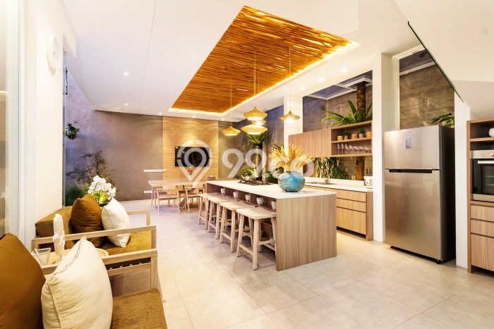 Ready to Use! Premium House LT 200m2 Desain Elegan di Seminyak Ready to Use! Premium House LT 200m2 Desain Elegan di Seminyak