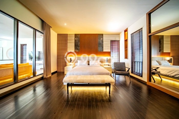 Jual Rumah Mewah Megah Dengan View Cantik di Munggu, Badung Jual Rumah Mewah Megah Dengan View Cantik di Munggu, Badung