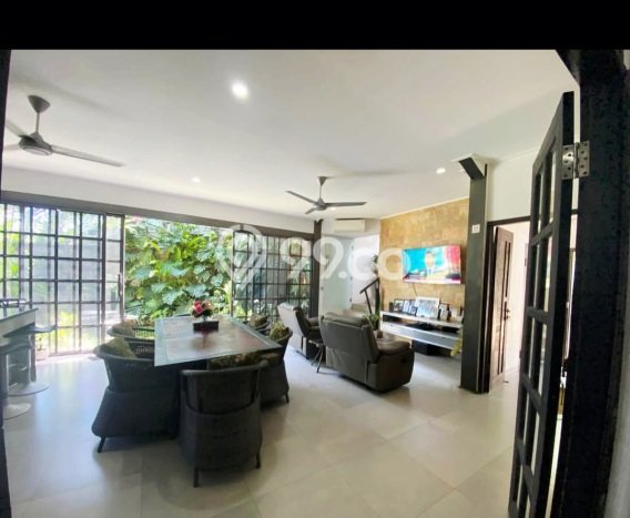Rumah Luxury Modern Siap Huni di Kerobokan Badung Rumah Luxury Modern Siap Huni di Kerobokan Badung