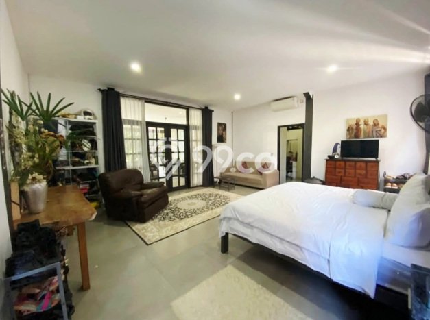 Rumah Luxury Modern Siap Huni di Kerobokan Badung Rumah Luxury Modern Siap Huni di Kerobokan Badung