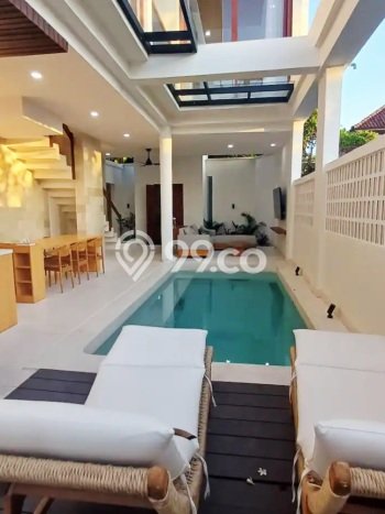 Dijual Rumah Luas Elegan Dengan View Cantik di Seminyak, Badung Dijual Rumah Luas Elegan Dengan View Cantik di Seminyak, Badung