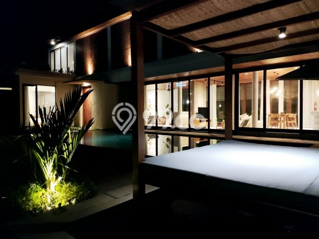 For Sale! Vila Kawasan , Luas 490m2m², Akses Mudah Fasilitas Umum For Sale! Vila Kawasan , Luas 490m2m², Akses Mudah Fasilitas Umum