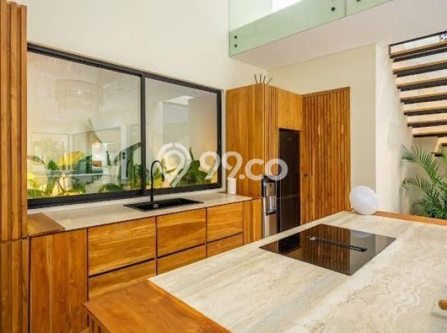 Ready to Use! Luxury House LT 400m2 Desain Modern di Seminyak Ready to Use! Luxury House LT 400m2 Desain Modern di Seminyak