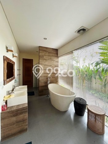 Rumah Luxury Modern Siap Huni di canggu Badung Rumah Luxury Modern Siap Huni di canggu Badung