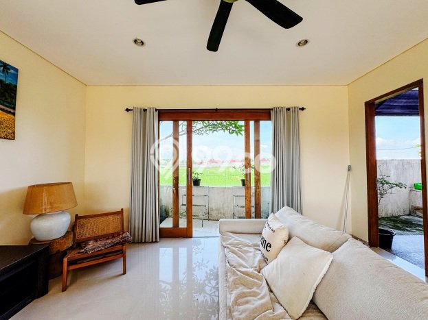 Rumah Luxury Modern Siap Huni di canggu Badung Rumah Luxury Modern Siap Huni di canggu Badung
