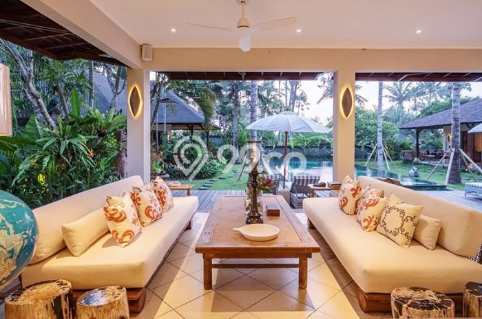 Ready to Use! Premium House LT 1488m2 Desain Modern di Canggu Ready to Use! Premium House LT 1488m2 Desain Modern di Canggu