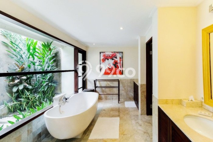 Hunian Mewah LB 622m2 Siap Pakai Desain Elegan di Sanur, Denpasar Hunian Mewah LB 622m2 Siap Pakai Desain Elegan di Sanur, Denpasar