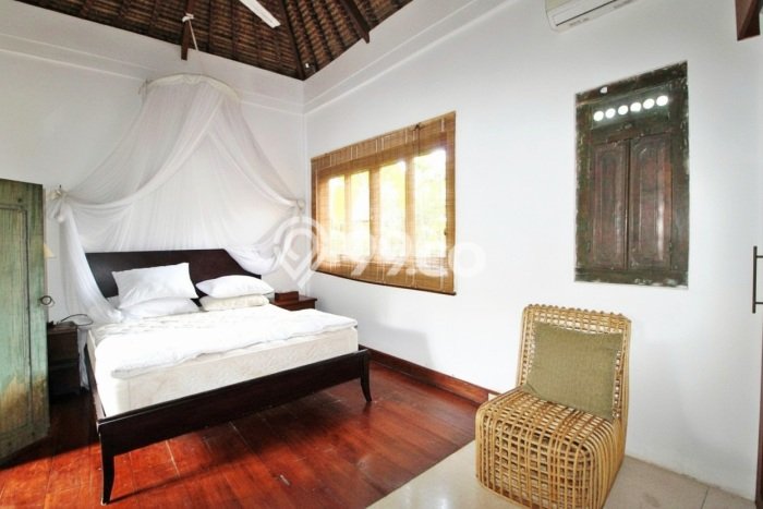 Rumah Mewah LB 700m2 Siap Huni Desain Elegan di Umalas, Badung Rumah Mewah LB 700m2 Siap Huni Desain Elegan di Umalas, Badung